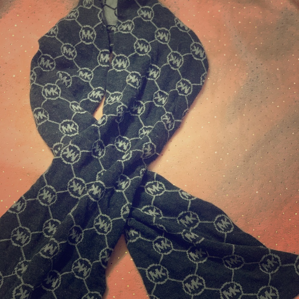 Michael Kors Scarf